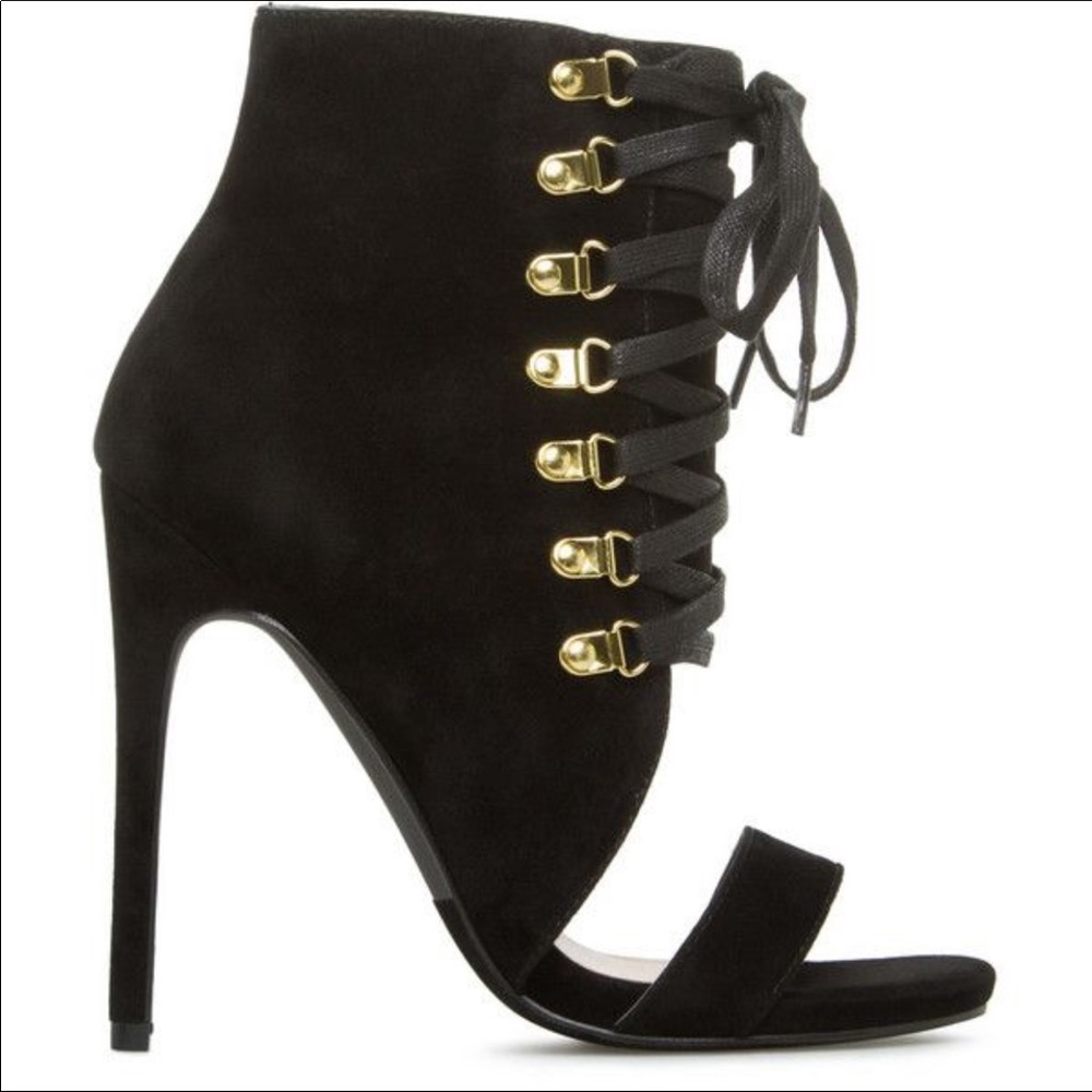 ❌❌SOLD❌❌Black shoedazzle heels